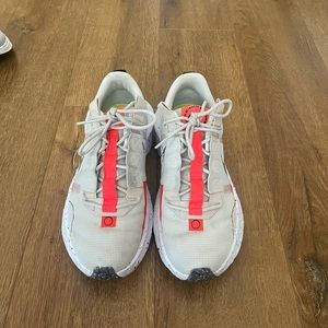 Nike causal athletic shoe